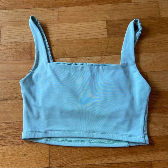 Ruched tank top - Picture 3 of 3